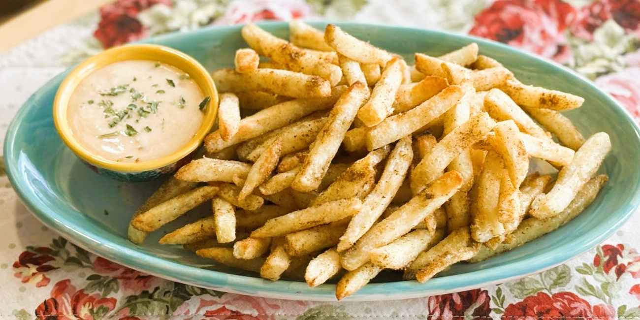 an image of indian tondoori fries served on plate with souce