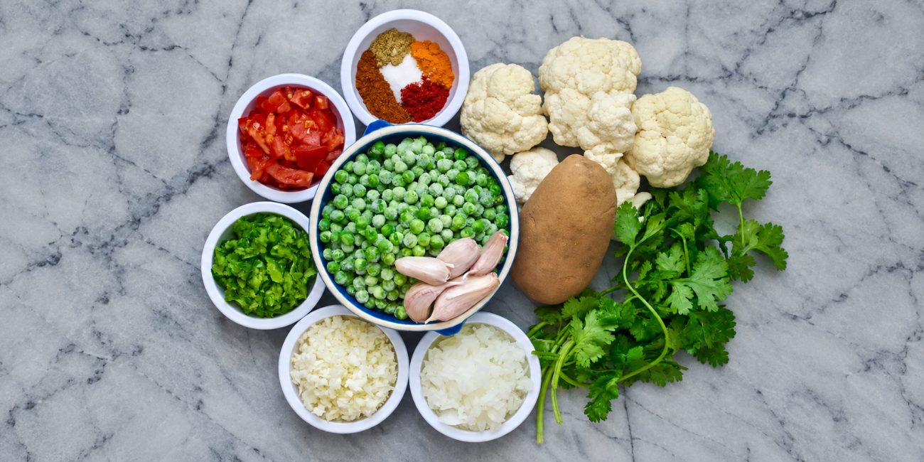 All the basic ingredients required in pav bhaji